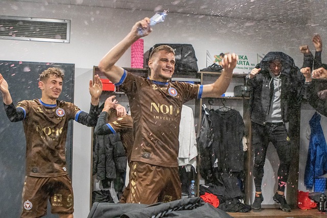 他还强调 他还强调